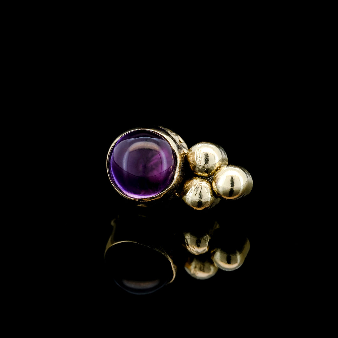 Mer - Amethyst in Yellow Gold with beads - Threadless end