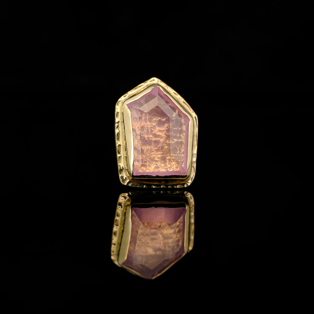 Pink Spinel in Yellow Gold Comet - 14ga Threaded end