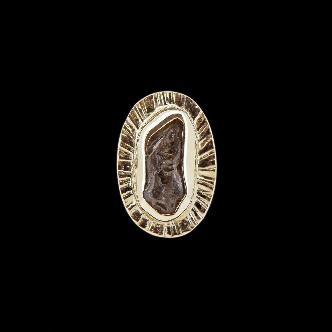 Uncut Rough Songea Sapphire in 14kt Yellow Gold Oval Sunrise - 14ga Threaded end