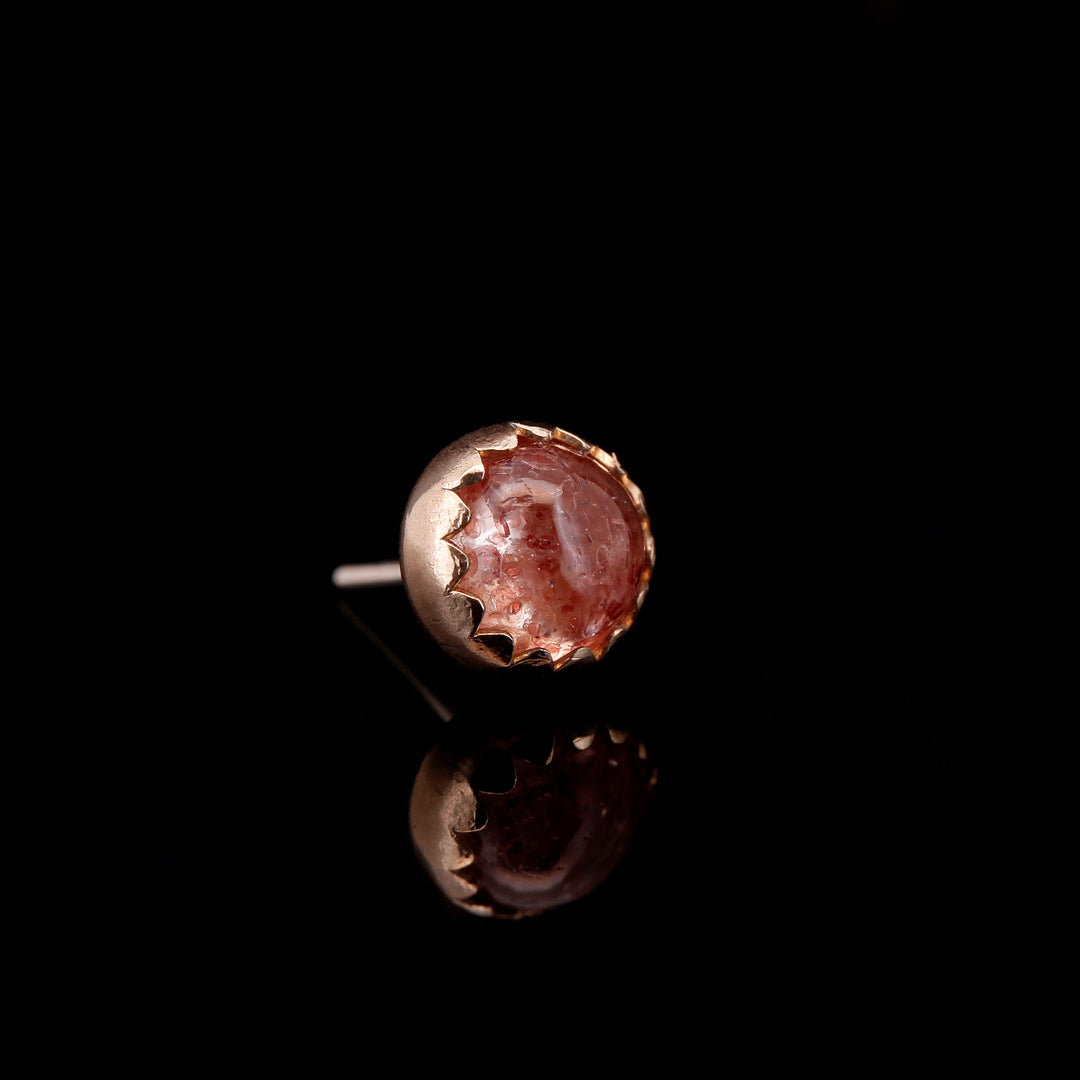 Strawberry Quartz in 14kt Yellow Gold Threadless end