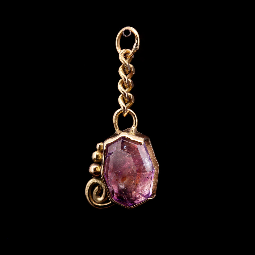 Amethyst in Yellow Gold Chain Charm