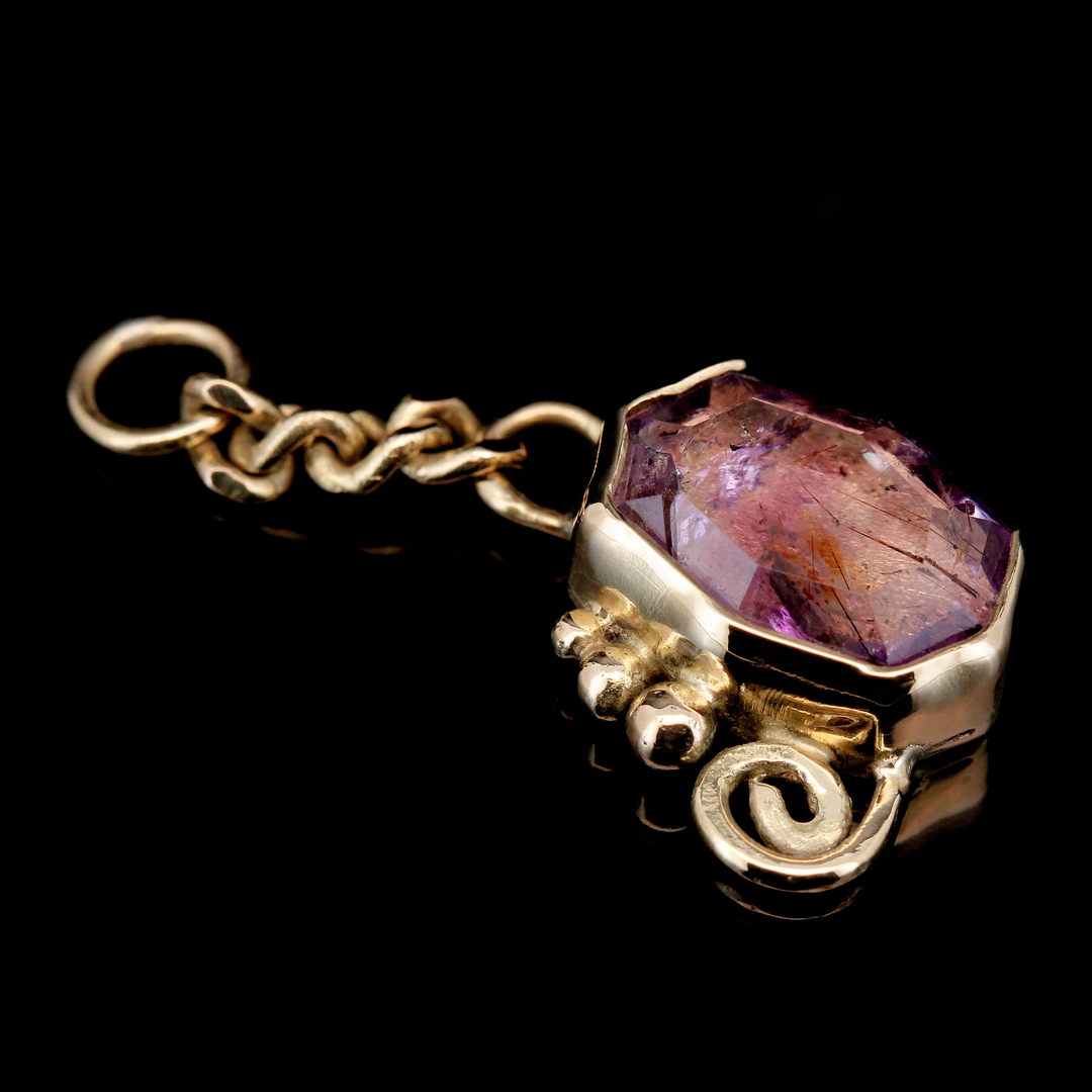 Amethyst in Yellow Gold Chain Charm