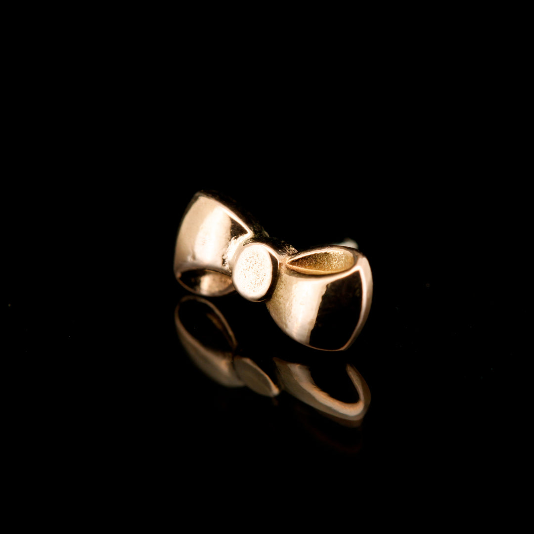 14kt Yellow Gold Bow Threadless end