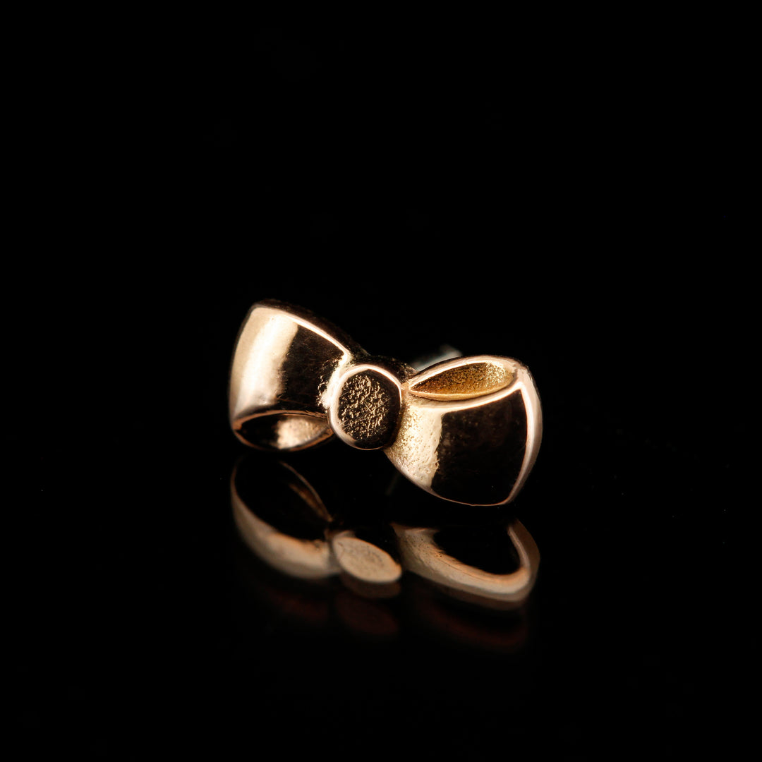 14kt Yellow Gold Bow Threadless end