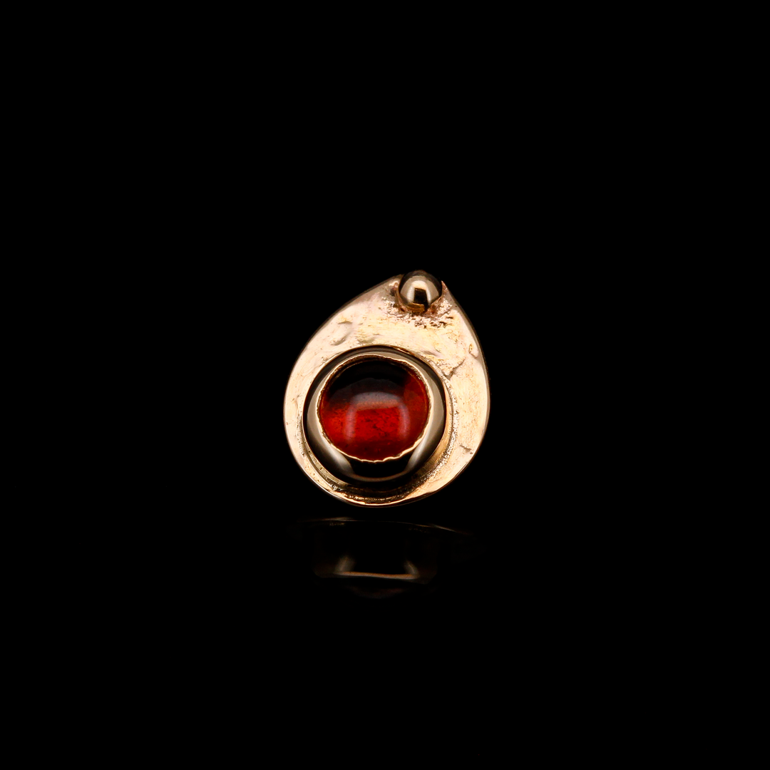 Hessonite Garnet in Yellow Gold "Rhiannon" - 14ga threaded end