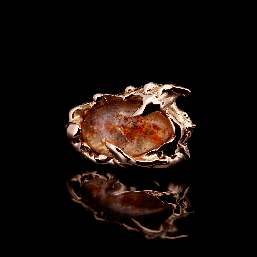 Illusion Sunstone in 14kt Yellow Gold - 14ga threaded end