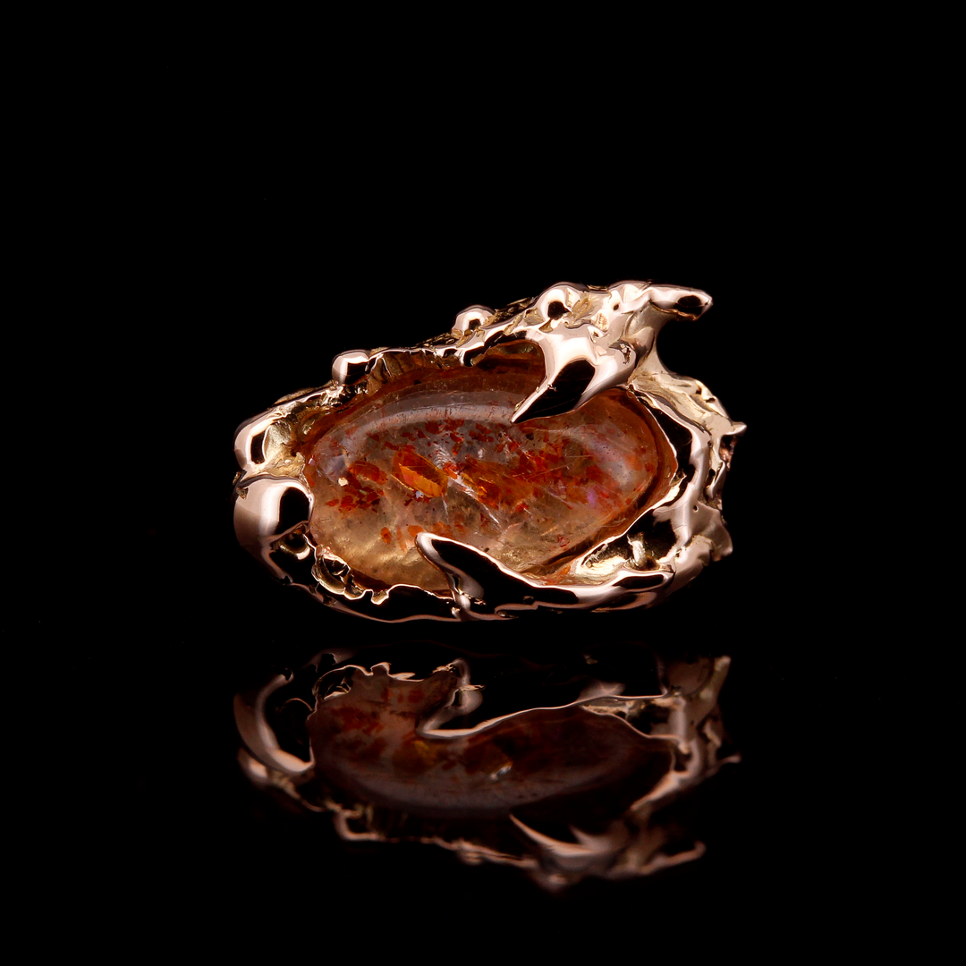 Illusion Sunstone in 14kt Yellow Gold - 14ga threaded end