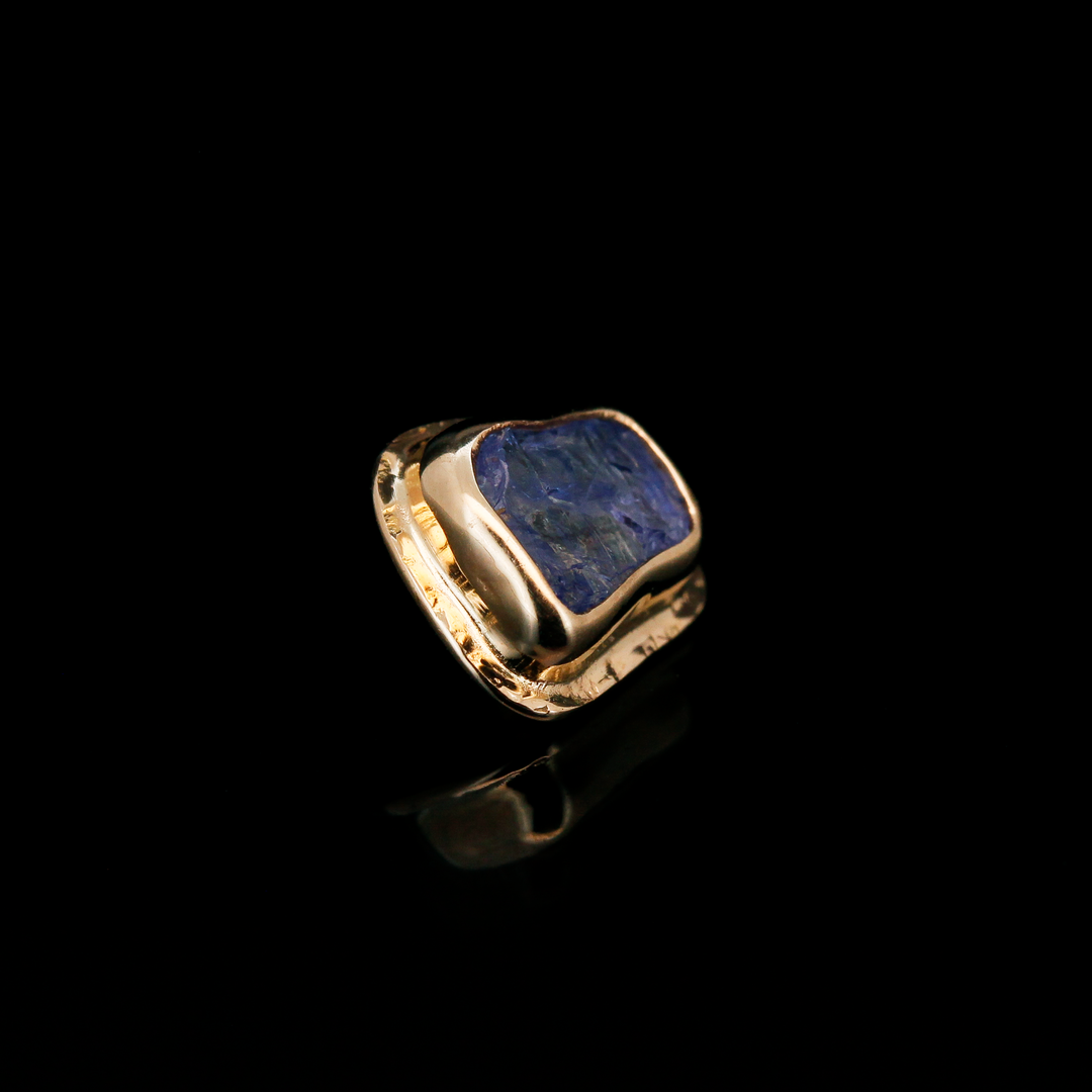 Rough Tanzanite in Yellow Gold Sandman - 14ga Threaded end